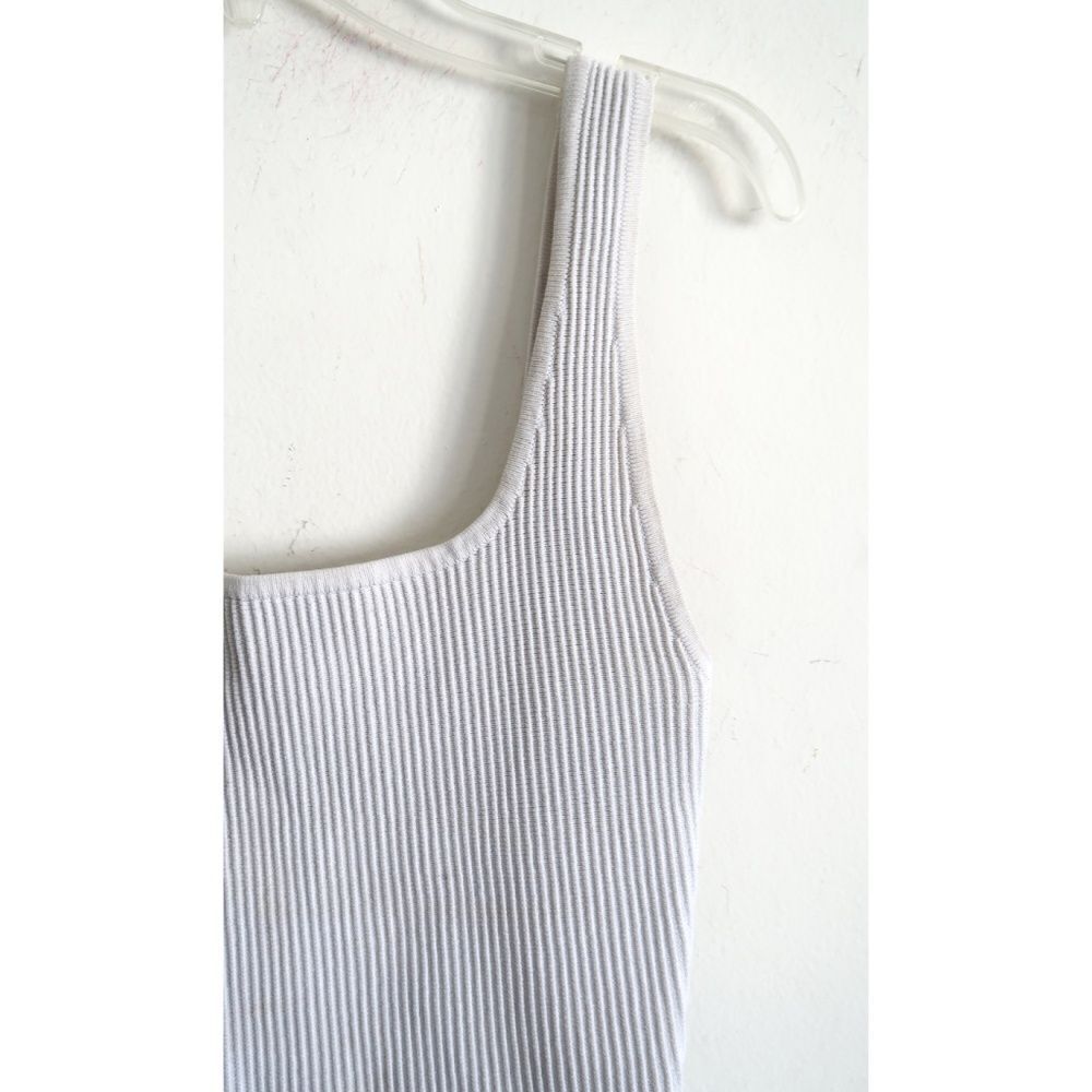 BABATON Light Gray Ribbed Tank - Size Small - Picture 3 of 9
